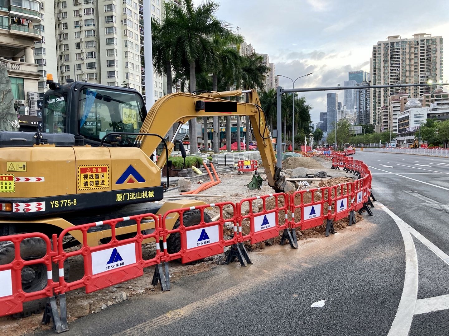 深圳の歩道再舗装現場（3）
